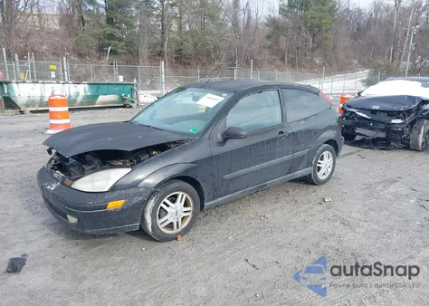 2000 Ford Focus Zx3 z USA, uszkodzony, nr VIN 3FAFP313XYR180119